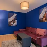 Elite Apartment 303